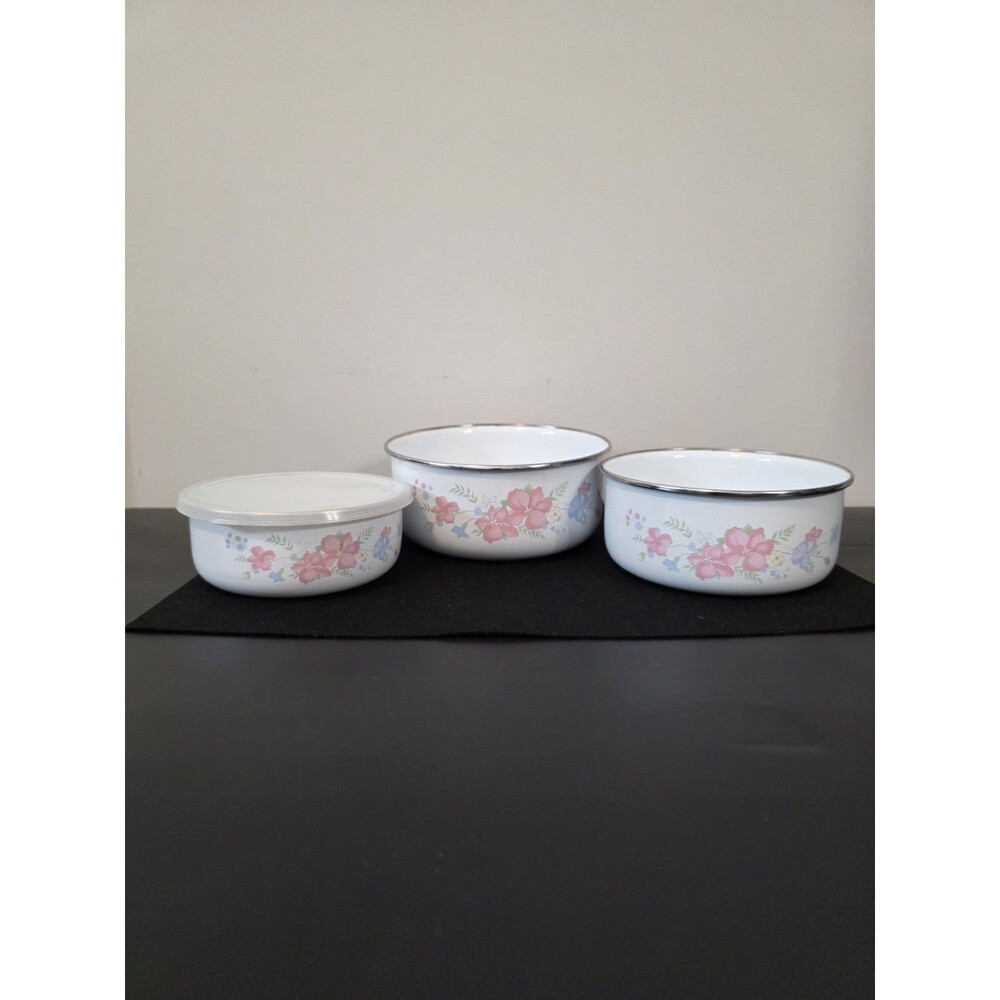 Lincoware Hana Floral Ceramic Bowls Set of 3 Indonesia White Pink Green